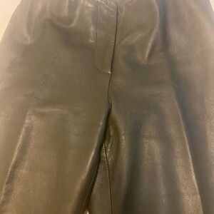 HUNTER GREEN LEATHER TROUSERS
Fully lined